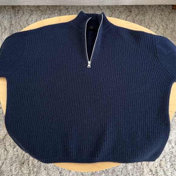 Jenni Kayne Navy Half-Zip Cashmere sweater in small - Picture 2 of 9